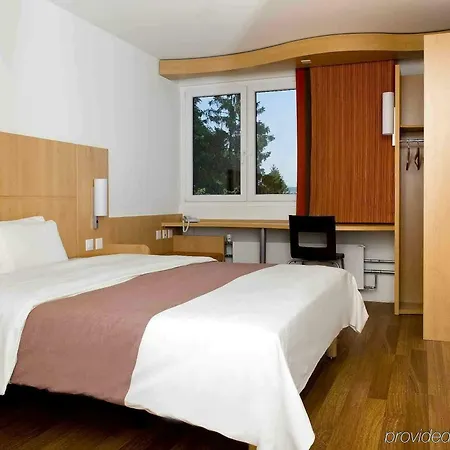 Ibis Zurich Adliswil Hotel 2*